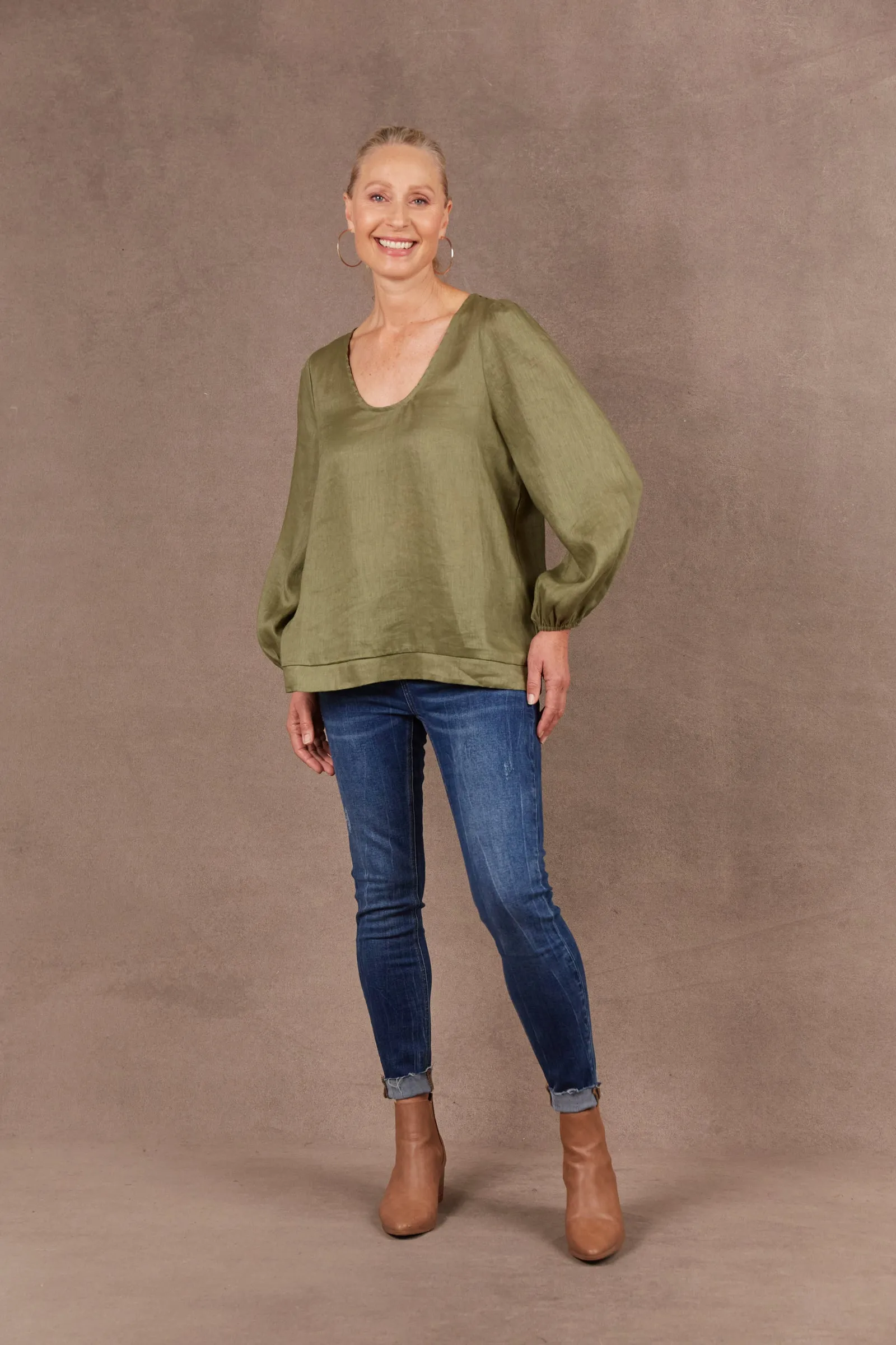 Eb & Ive Nama Top