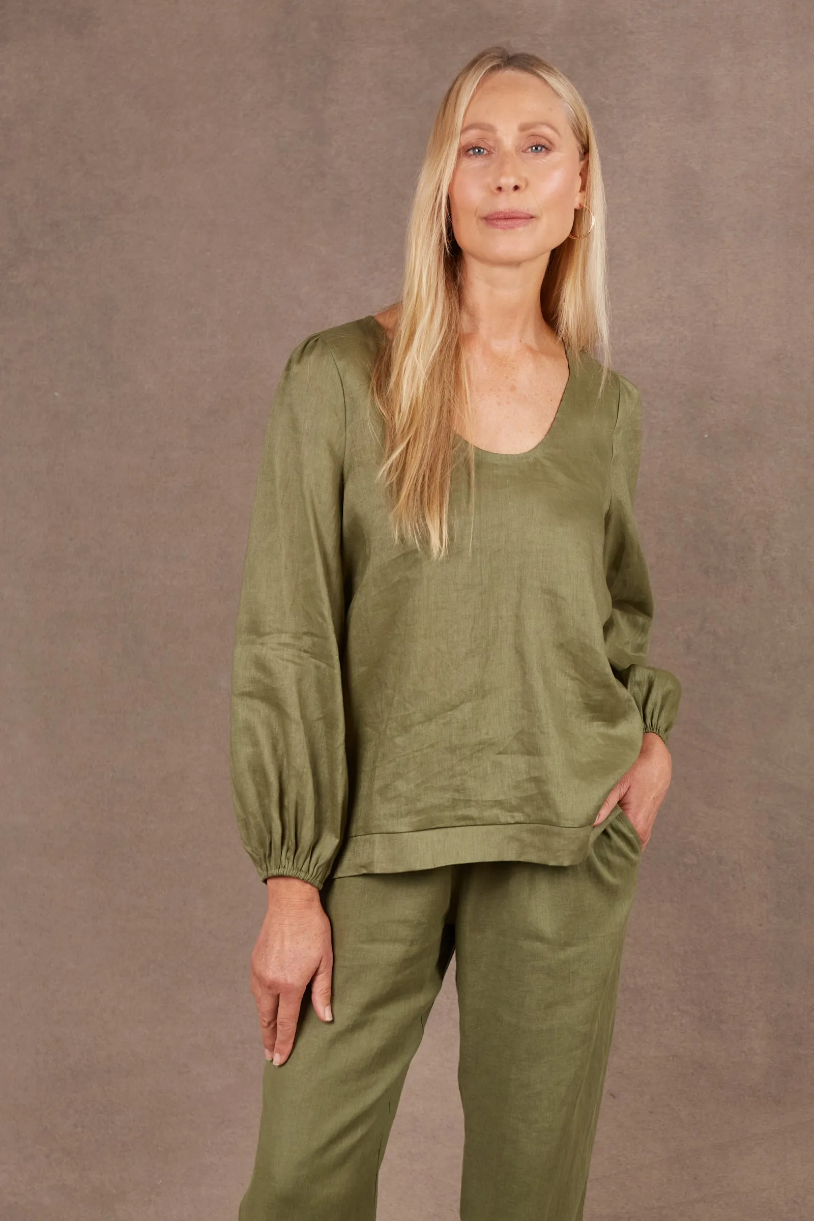 Eb & Ive Nama Top