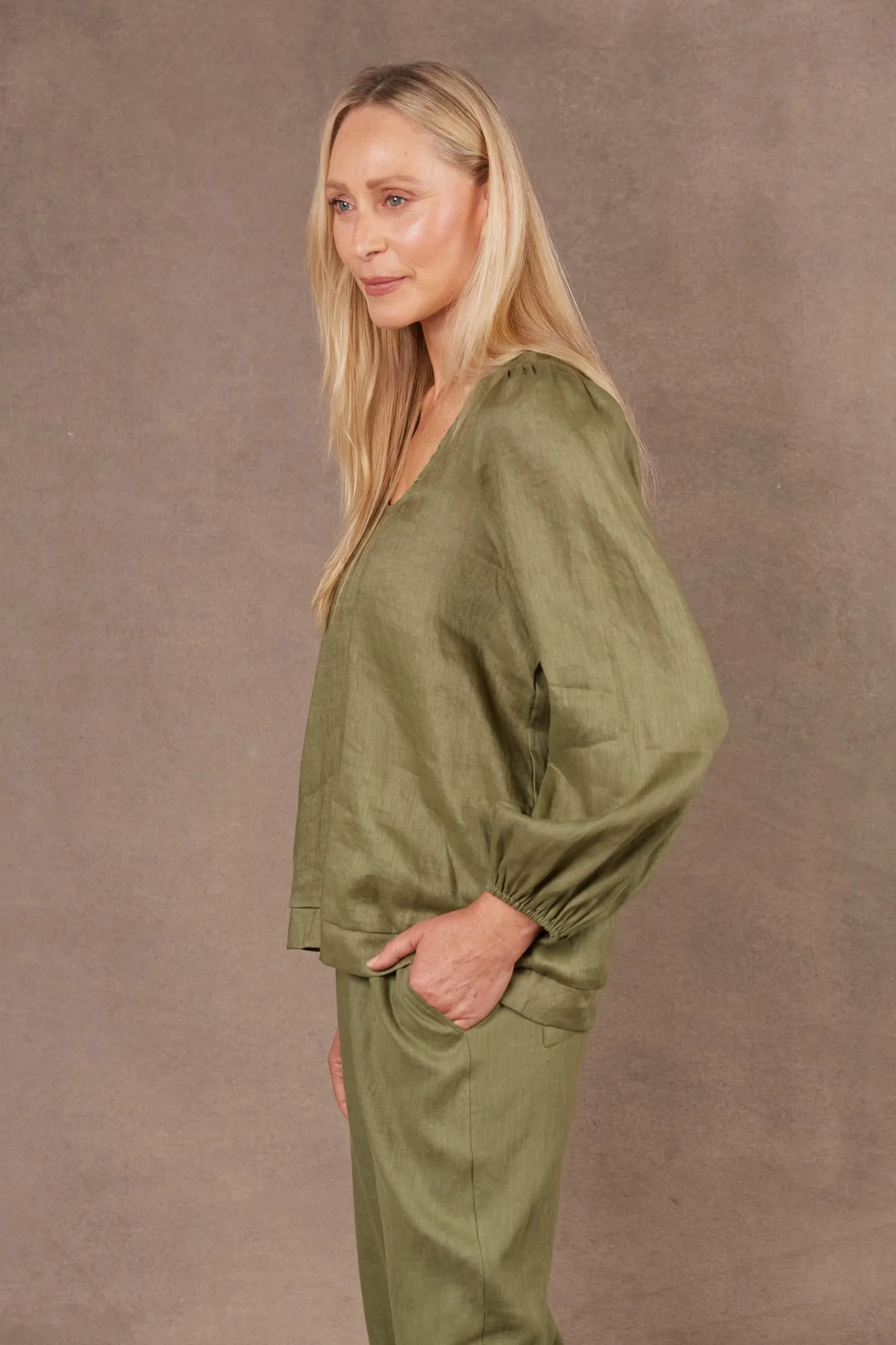 Eb & Ive Nama Top