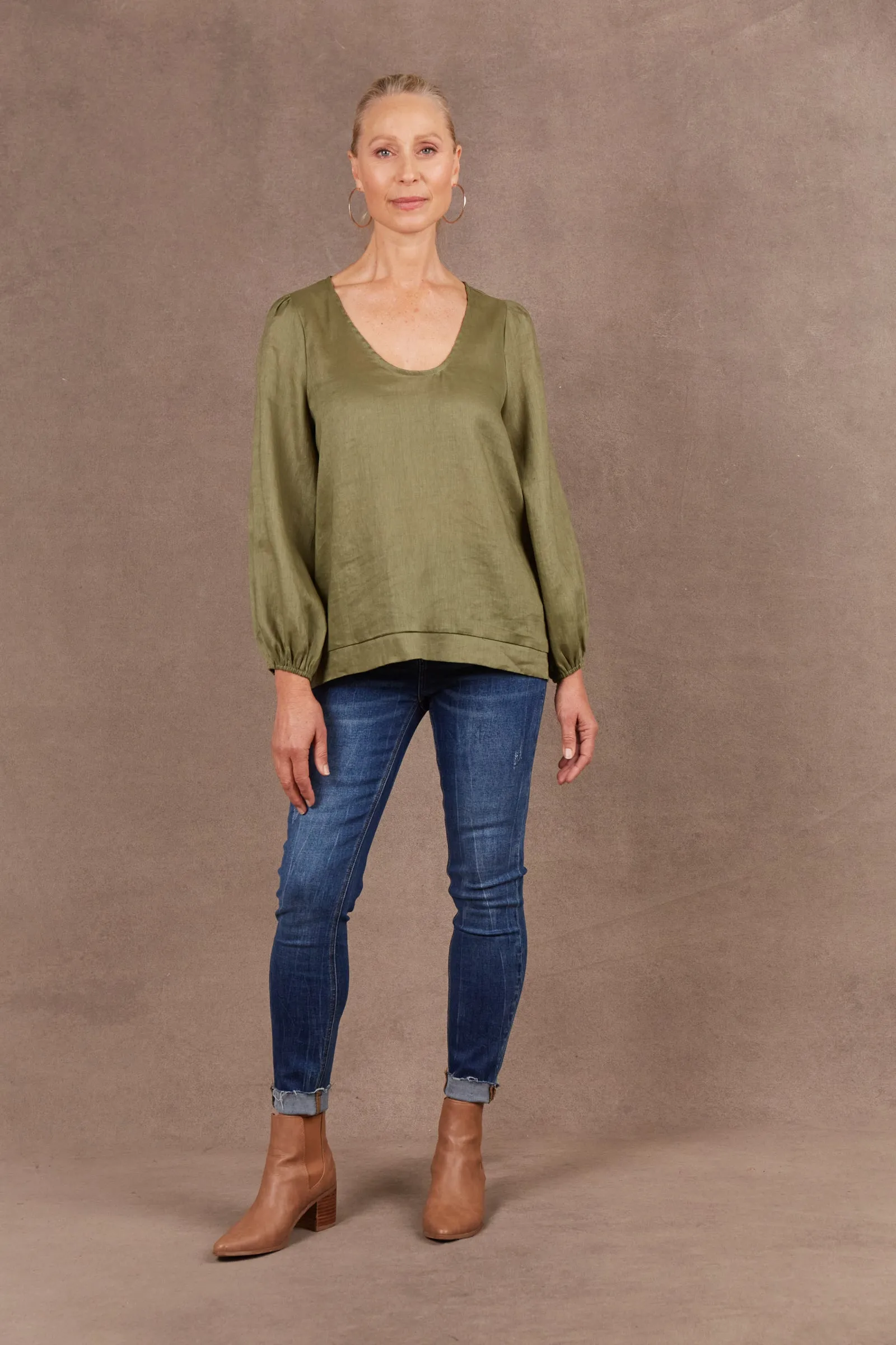 Eb & Ive Nama Top