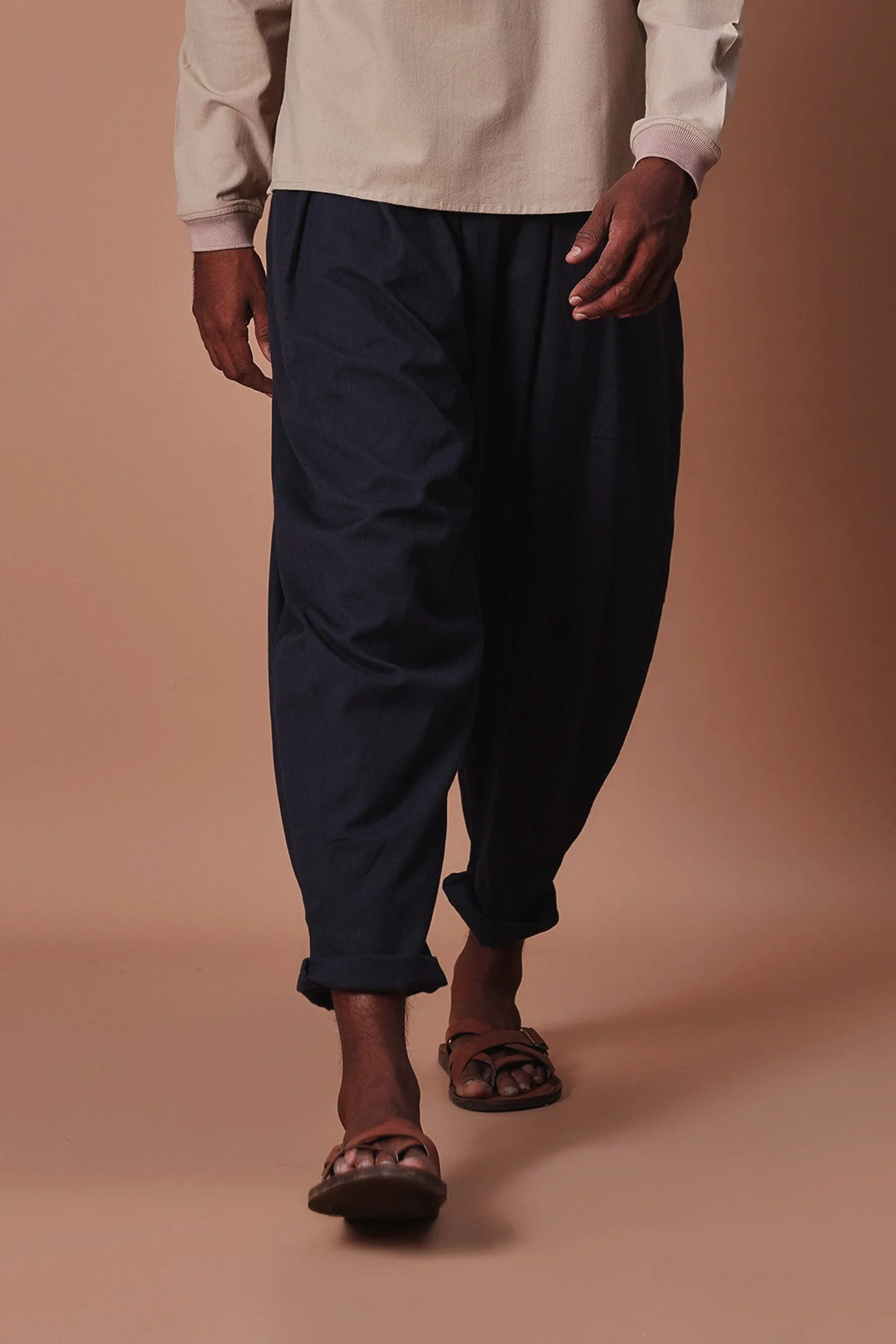 Mati Men's Charcoal Pleated Balloon Pants