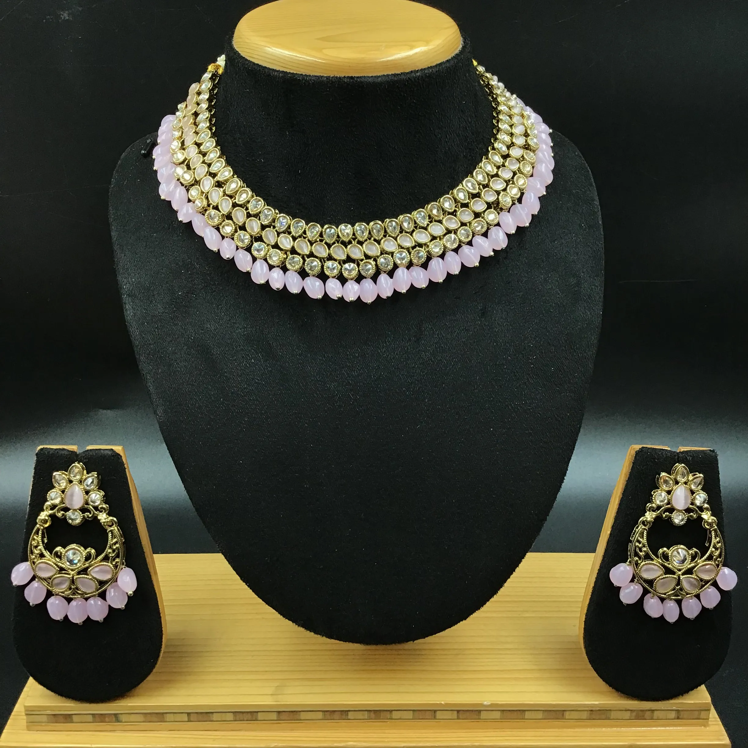 Round Neck Antique Necklace Set 4648-33