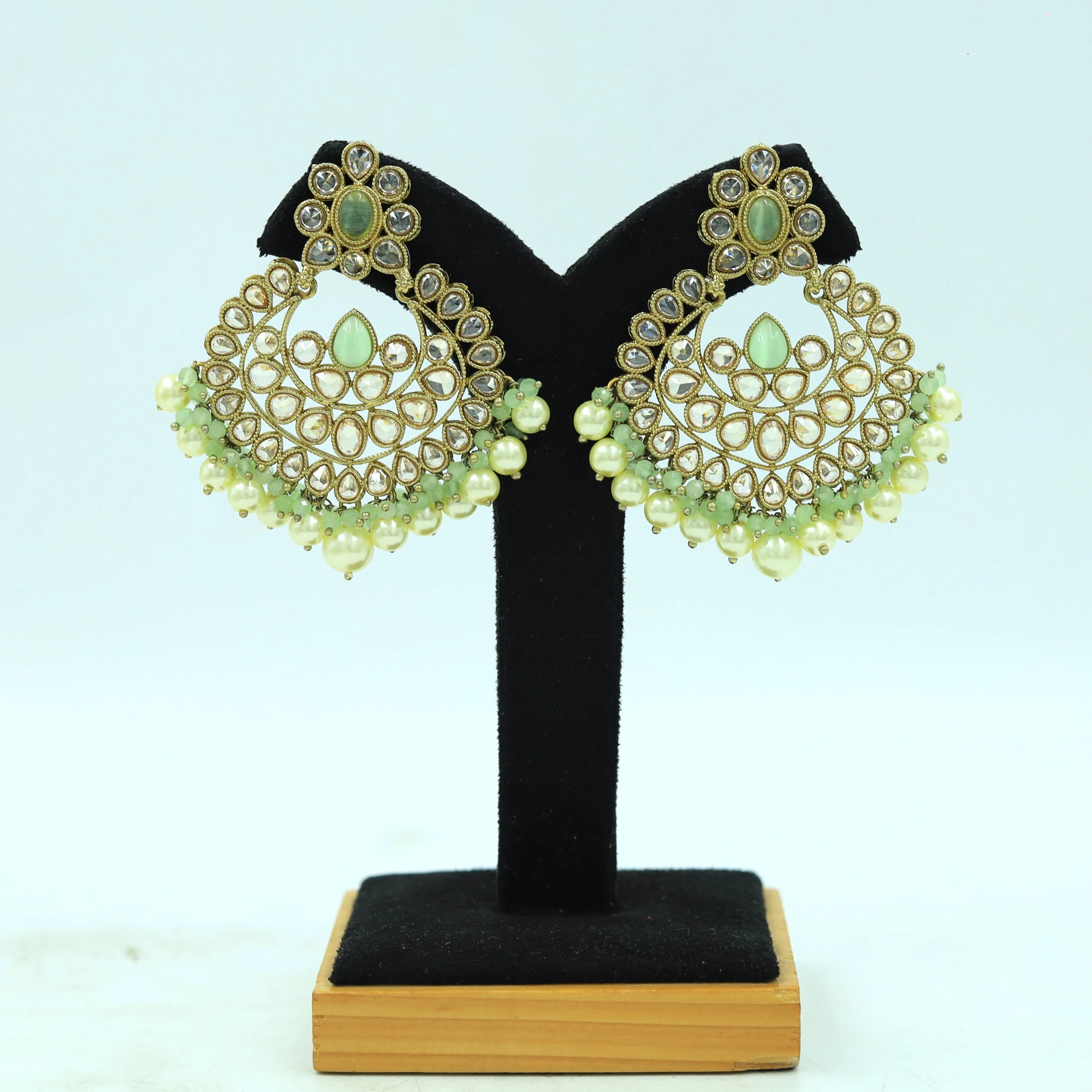 Round Neck Antique Necklace Set 4651-33