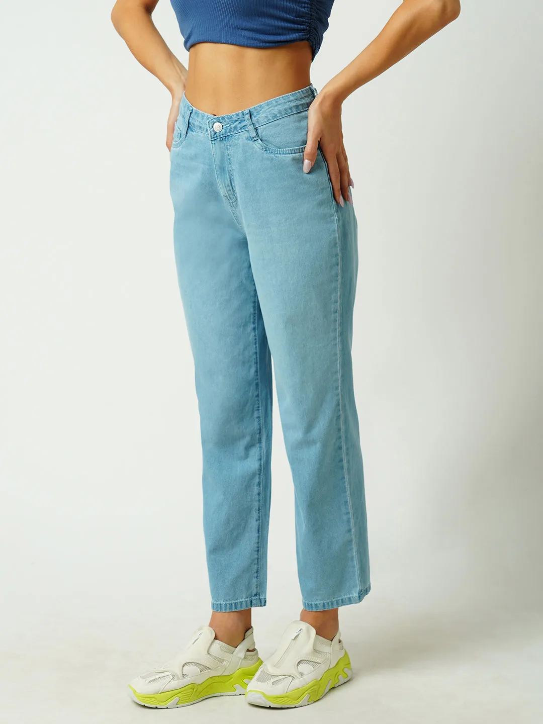 Women High-Rise Loose Straight Fit Jeans